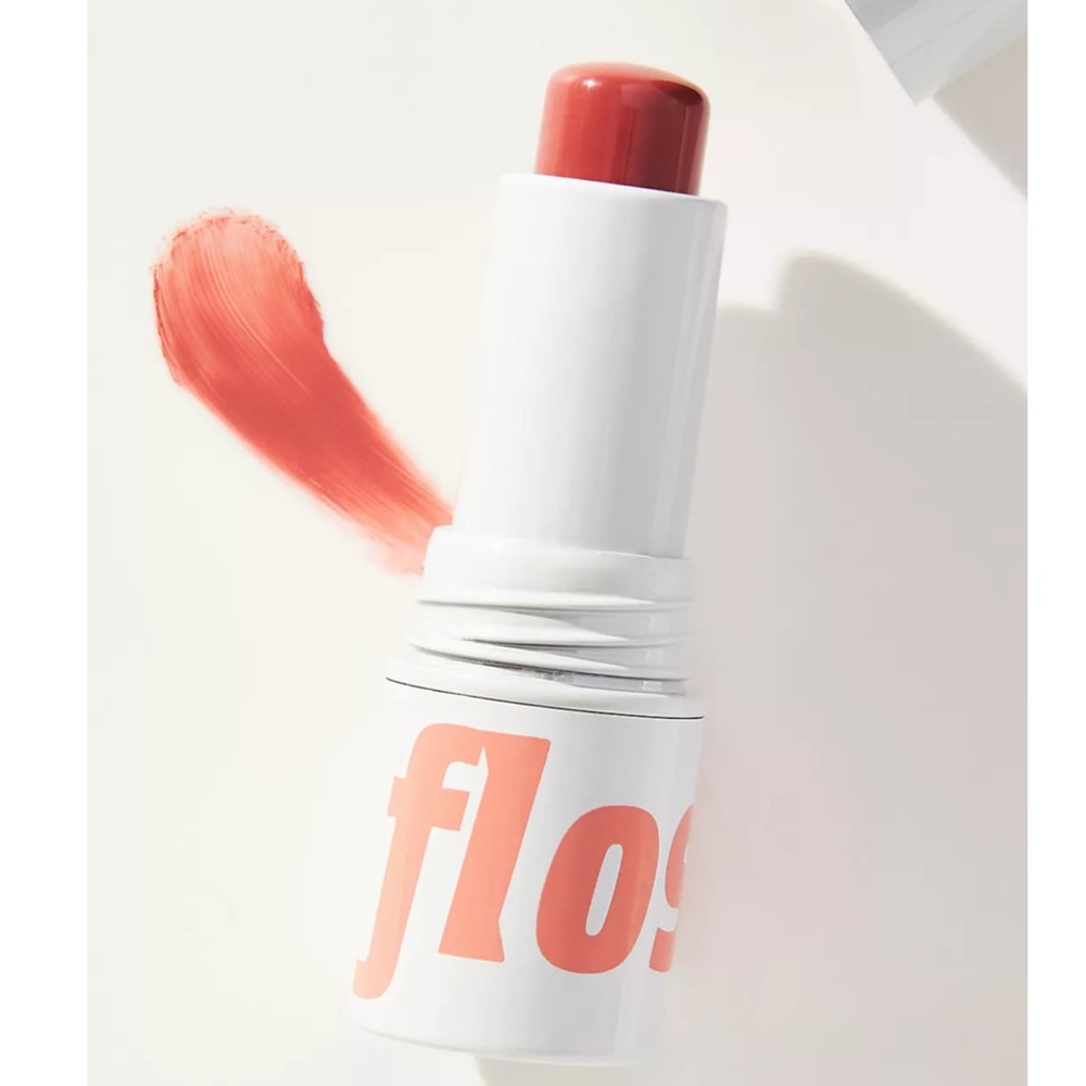 Floss Cheek and Lip Tint shade Sandals